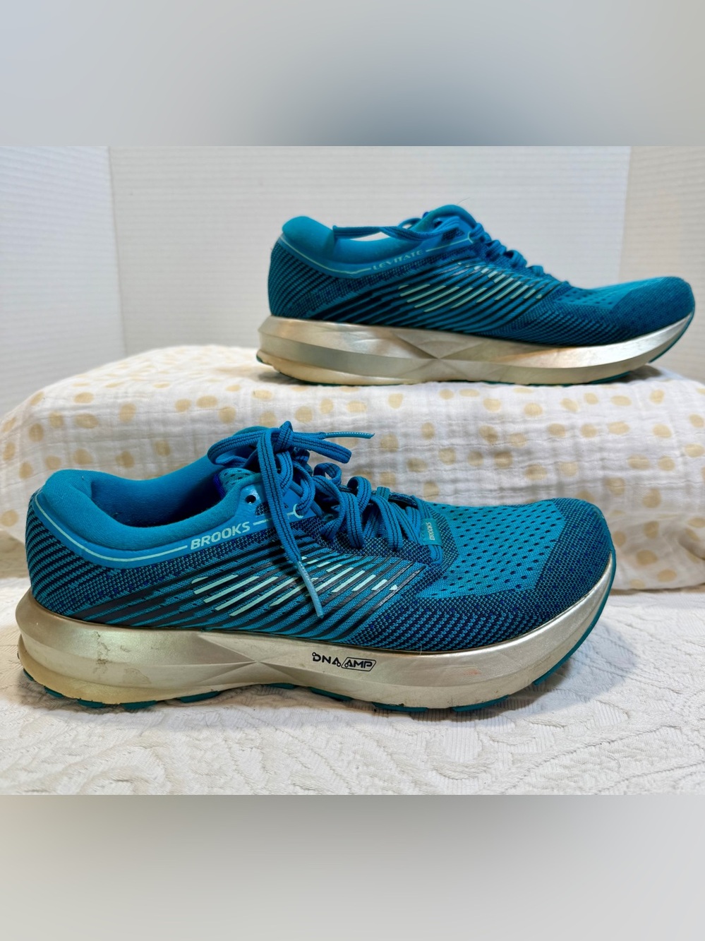Brooks Levitate DNA AMP Womens Size 8 Blue Teal Knit Running Shoes Trainers